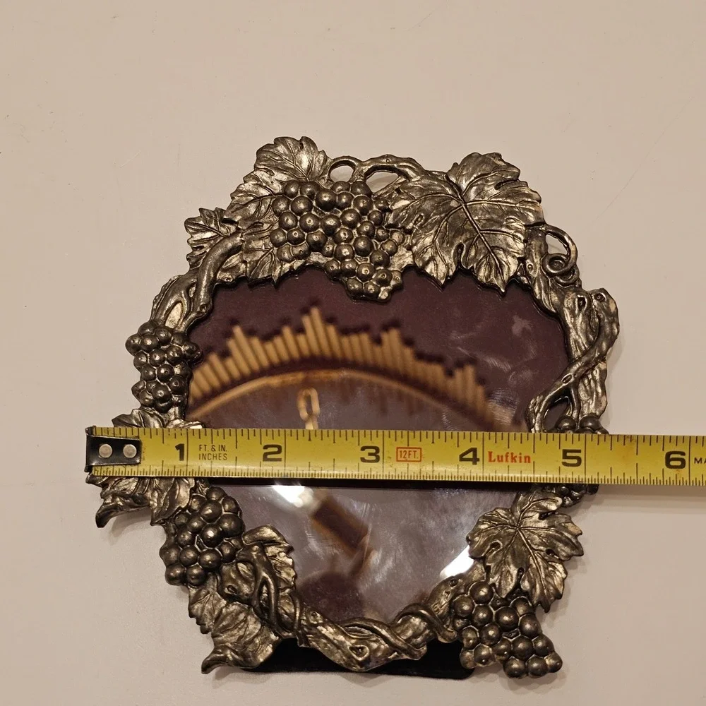 Arthur Court 1993 Vintage Heart Grape Leaves Vine Picture Metal Frame 6in